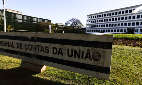 MP junto ao TCU pede cautelar para suspender decreto que aumentou valo
