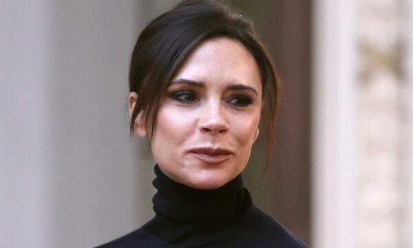 Marca de Victoria Beckham tem primeiro lucro operacional e cresce 15%