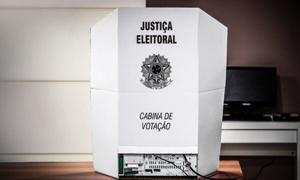 Quantos números preciso digitar na urna em 2026?