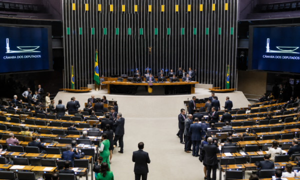 Quantos votos um deputado estadual precisa para ser eleito? Entenda o