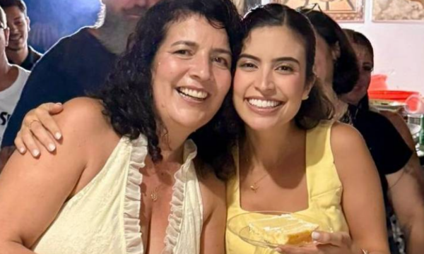 Mãe de Tabata Amaral sofre acidente em campanha e é internada em estado grave