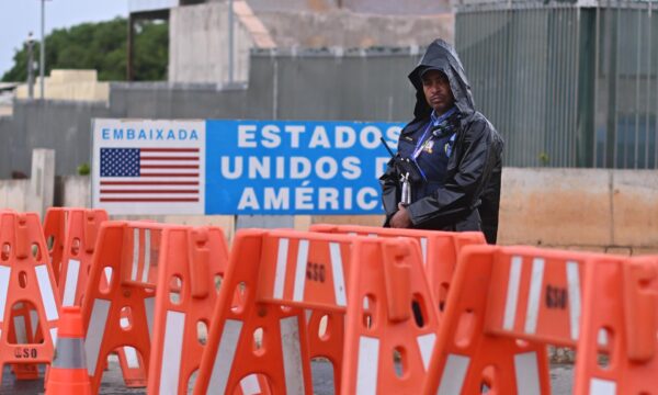 Governo brasileiro soube com antecedência de fechamento da embaixada dos EUA