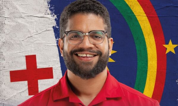 Quem é Jones Manoel, eleito deputado federal por Pernambuco com mais de 201 mil votos