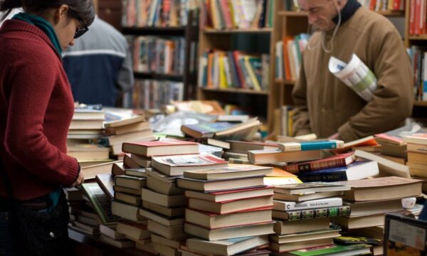 A IA está escolhendo o que você lê — e nem sempre acerta