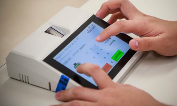 Eleições 2026: Abstenções, votos em branco e nulos somam 39,1 milhões