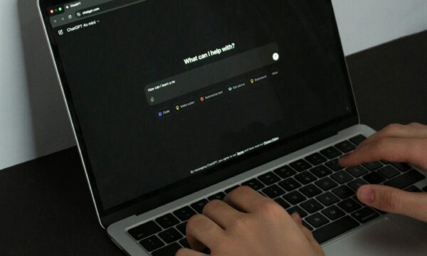 Mais palavras, melhor resposta? Por que o tamanho do prompt não é o qu