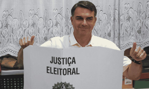 “Muda Brasil”: bancada do agro organiza caravana por Flávio Bolsonaro
