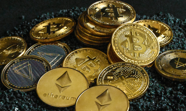 Mais uma corretora cripto fecha no Brasil e clientes migrarão para o M