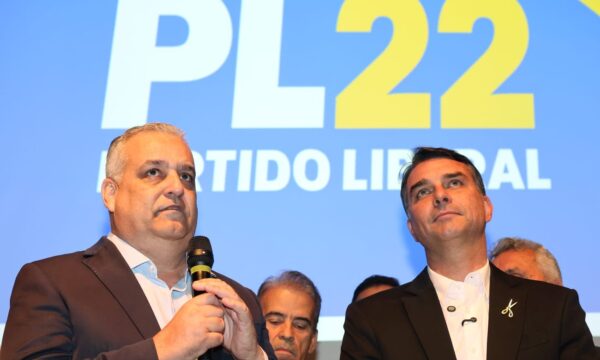 Gilmar nega pedido da PF para investigar vice de Flávio Bolsonaro por