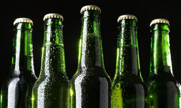 Pode vender cerveja no dia da eleição? Veja onde a bebida estará proibida