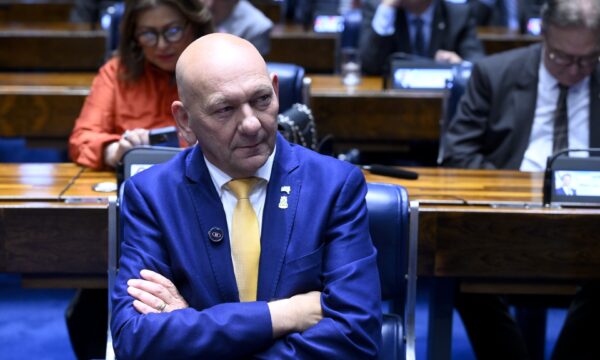 Luciano Hang mira Paraguai e aguarda eleições no Brasil para definir r