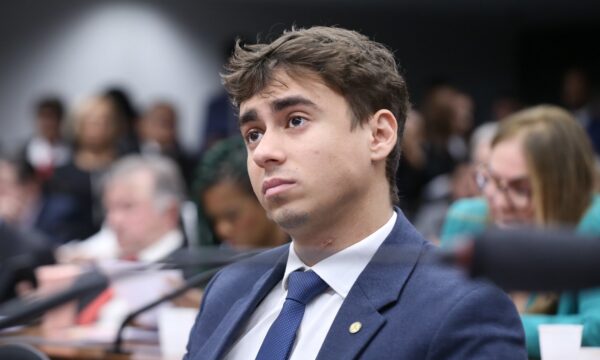 Nikolas Ferreira (PL) é reeleito como deputado federal em Minas Gerais