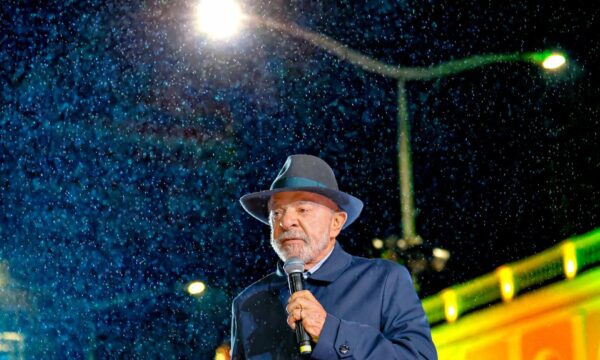 Eleição presidente no Amazonas: Lula fica em primeiro lugar com 48%