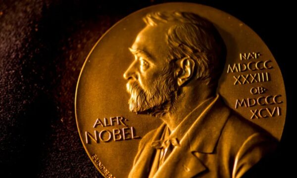 Nobel de Medicina: cientistas da Alemanha e dos EUA ganham prêmio por
