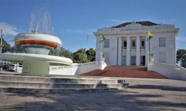 Candidatos a governador no Acre; veja os números e nomes