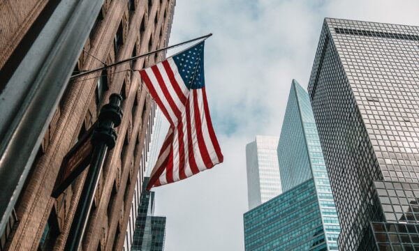 Até entre os ricos, a desigualdade cresce: 0,1% dos EUA dobra patrimônio desde 2019
