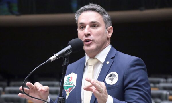 Luciano Zucco (PL) é eleito governador do RS no 1º turno